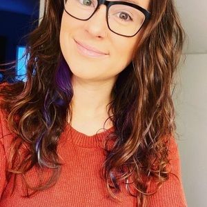 Meet your Posher, Hillary